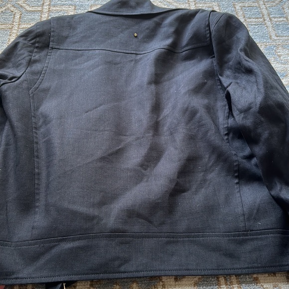 Black Cuyana Jacket - Picture 8 of 10